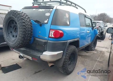 2007 Toyota Fj Cruiser z USA, uszkodzony, nr VIN JTEBU11F270004160